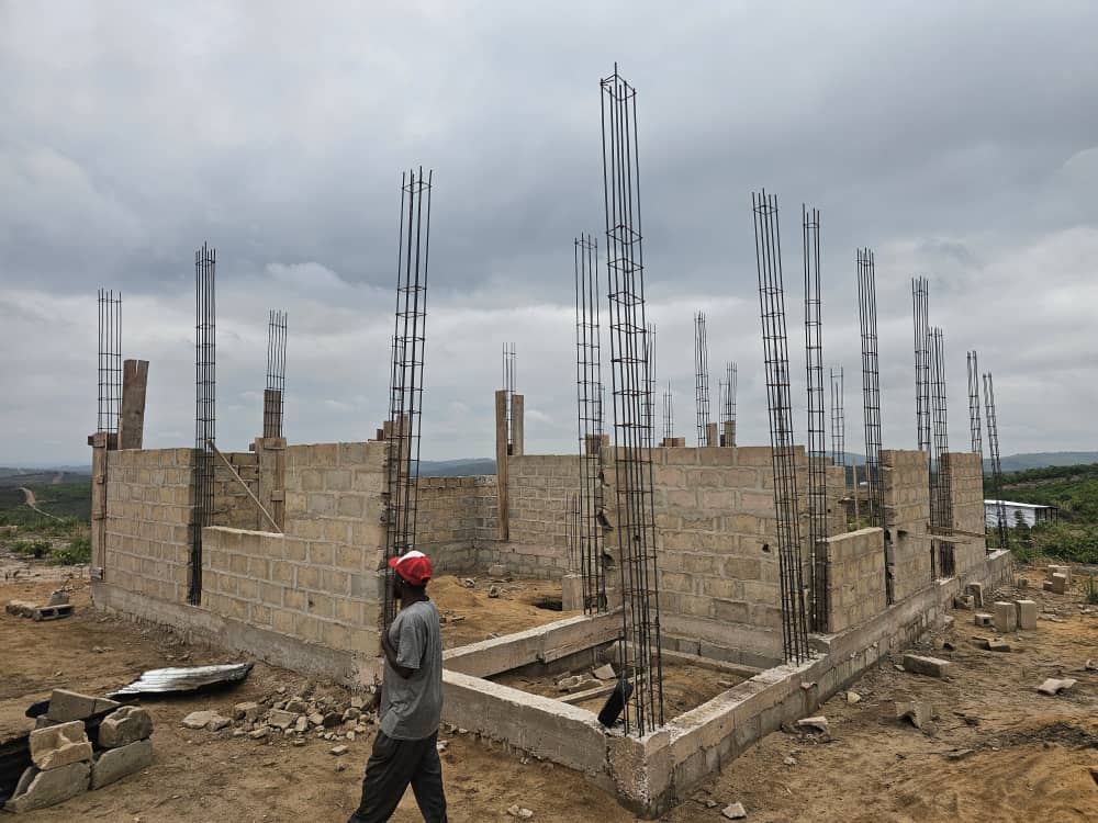 Chantier en cours à Kinshasa - fondations et ferraillage